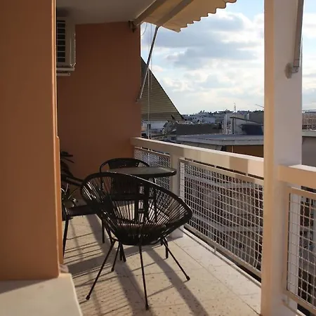Agnes Filopappou Appartement *